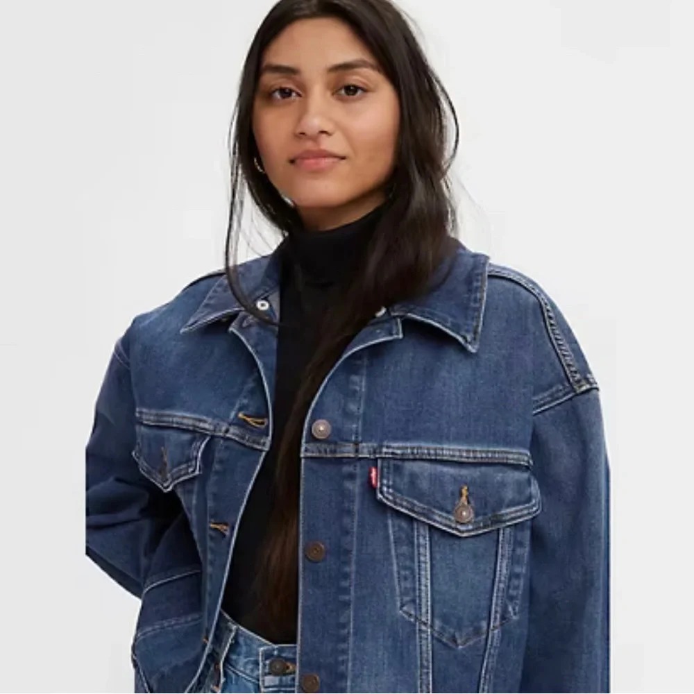 Levi’s trucker jacket with sherpa - Picture 3 of 3